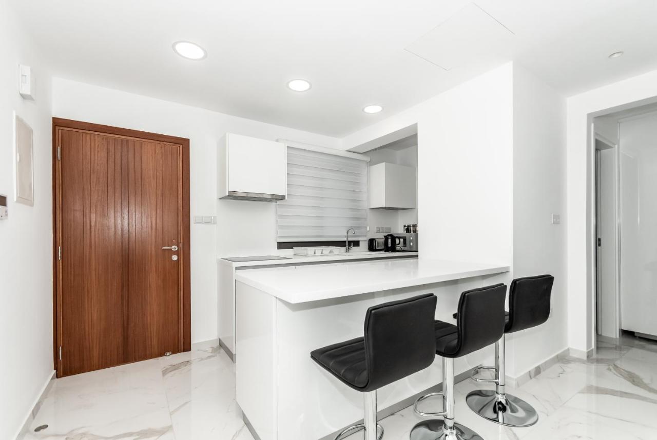 Silver House Boutique Apartment Paphos Exterior photo