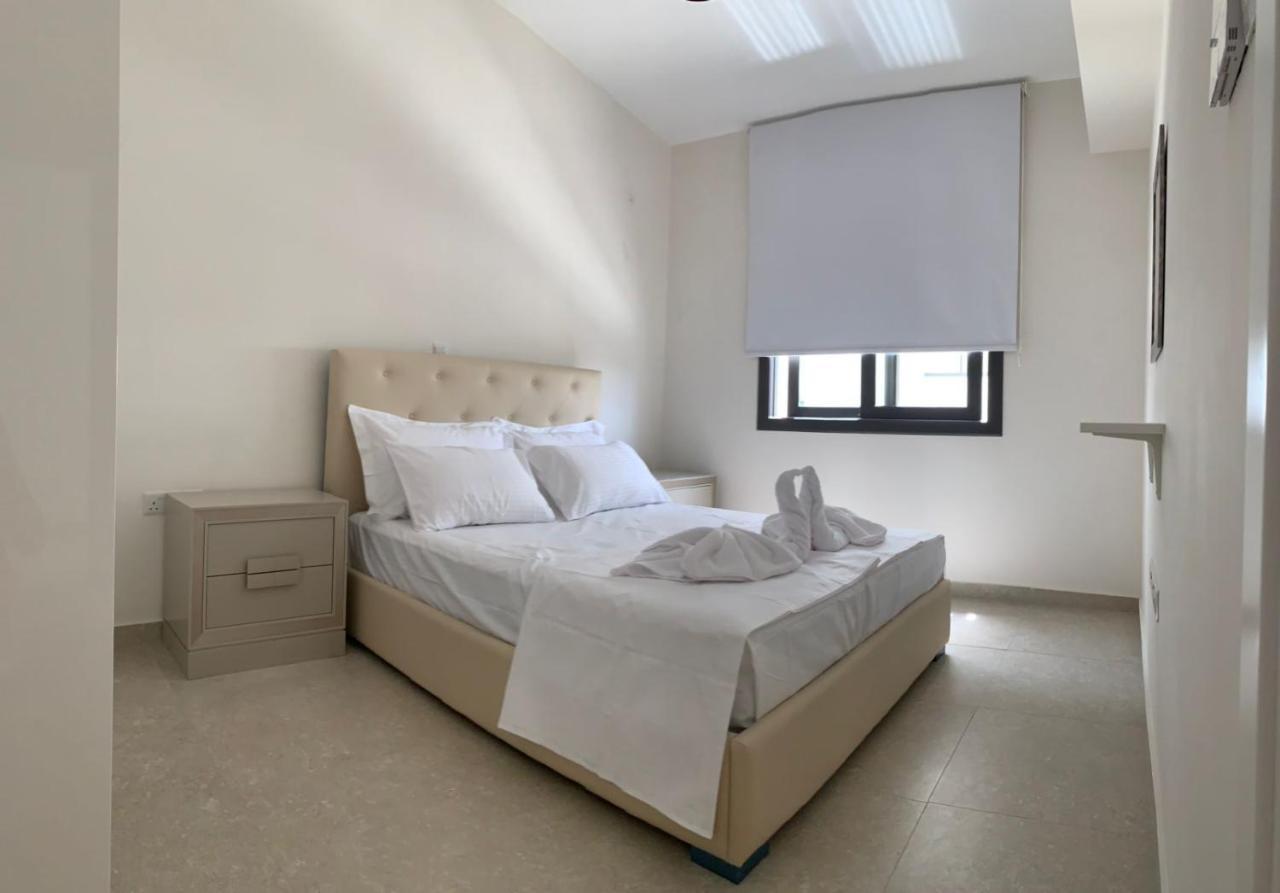 Silver House Boutique Apartment Paphos Exterior photo